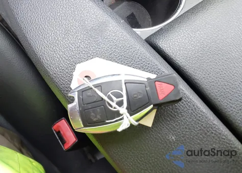 2012 Mercedes-Benz Glk 350 4Matic from USA, damaged, VIN WDCGG8HBXCF862085